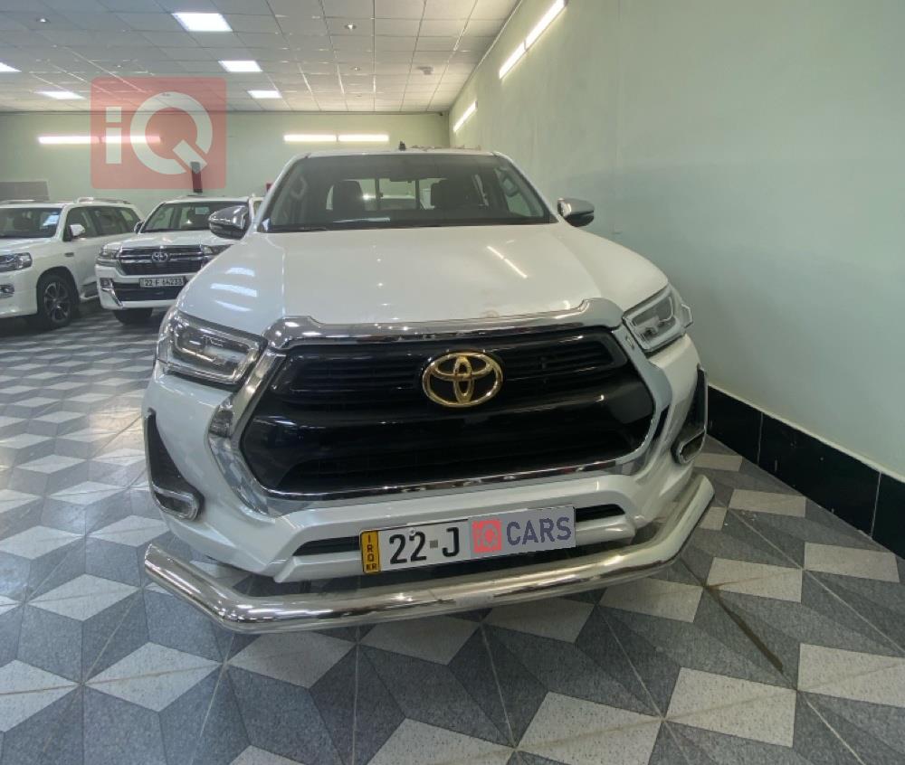 تويوتا هايلوكس